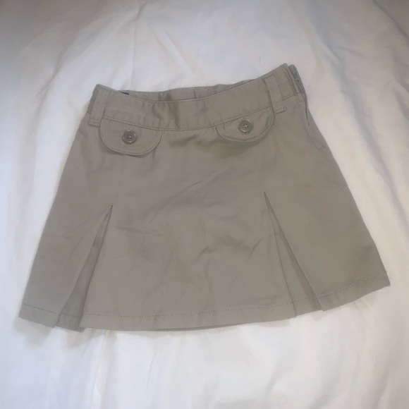 7 Piece Girls 4-5T Beige Khaki Uniform Set - Picture 8 of 15